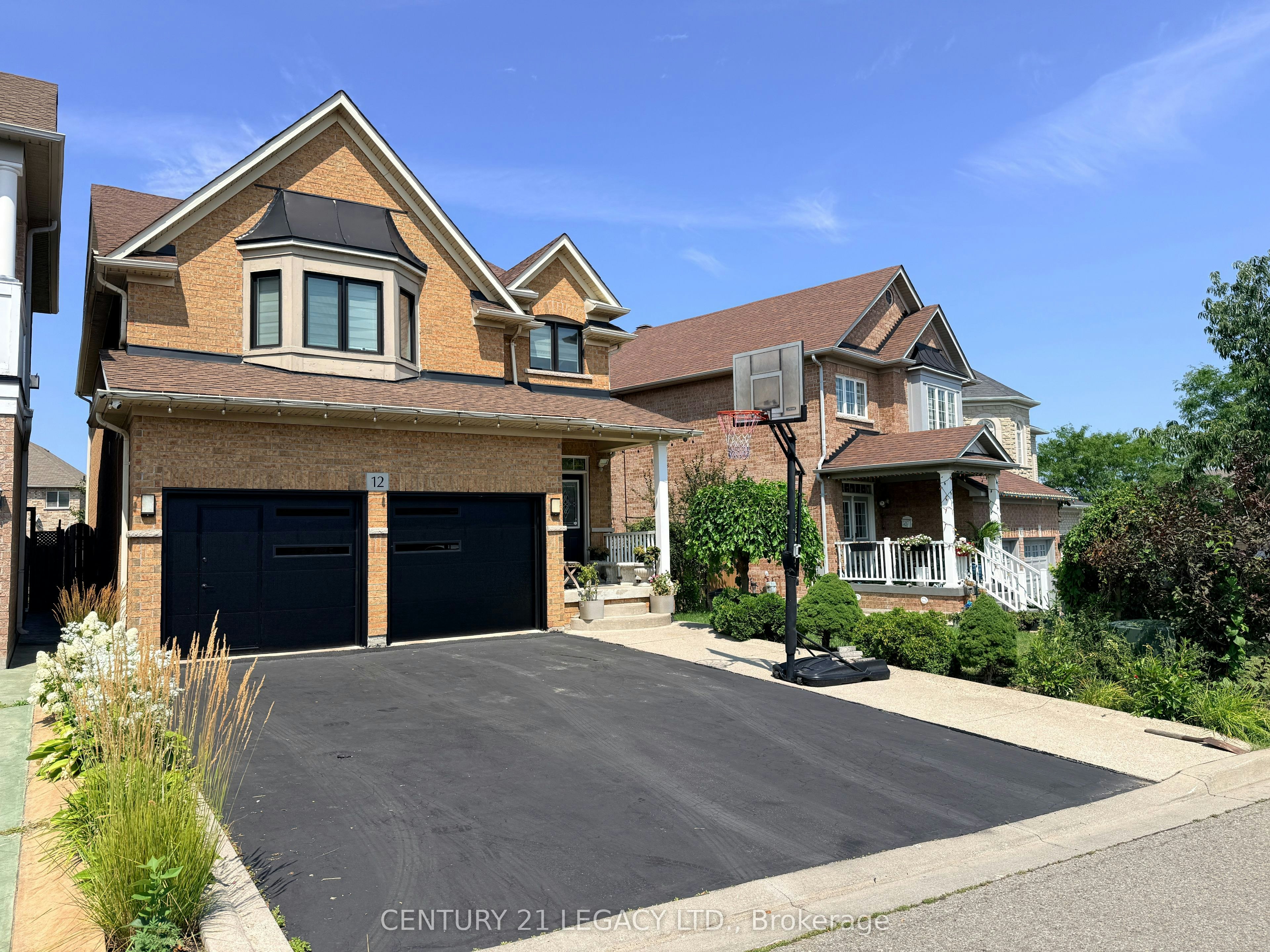 12 Aria Lane, Brampton, ON, L6S 6J5