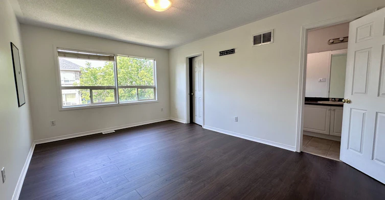 5673 Flora Drive, Burlington, ON, L7L 6X4 - 11