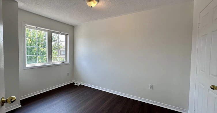 5673 Flora Drive, Burlington, ON, L7L 6X4 - 15