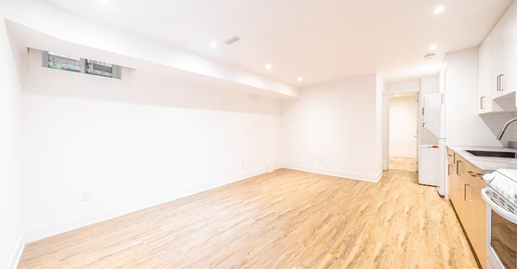 Basement-49B East Drive, Toronto, ON, M6N 2N8 - 8