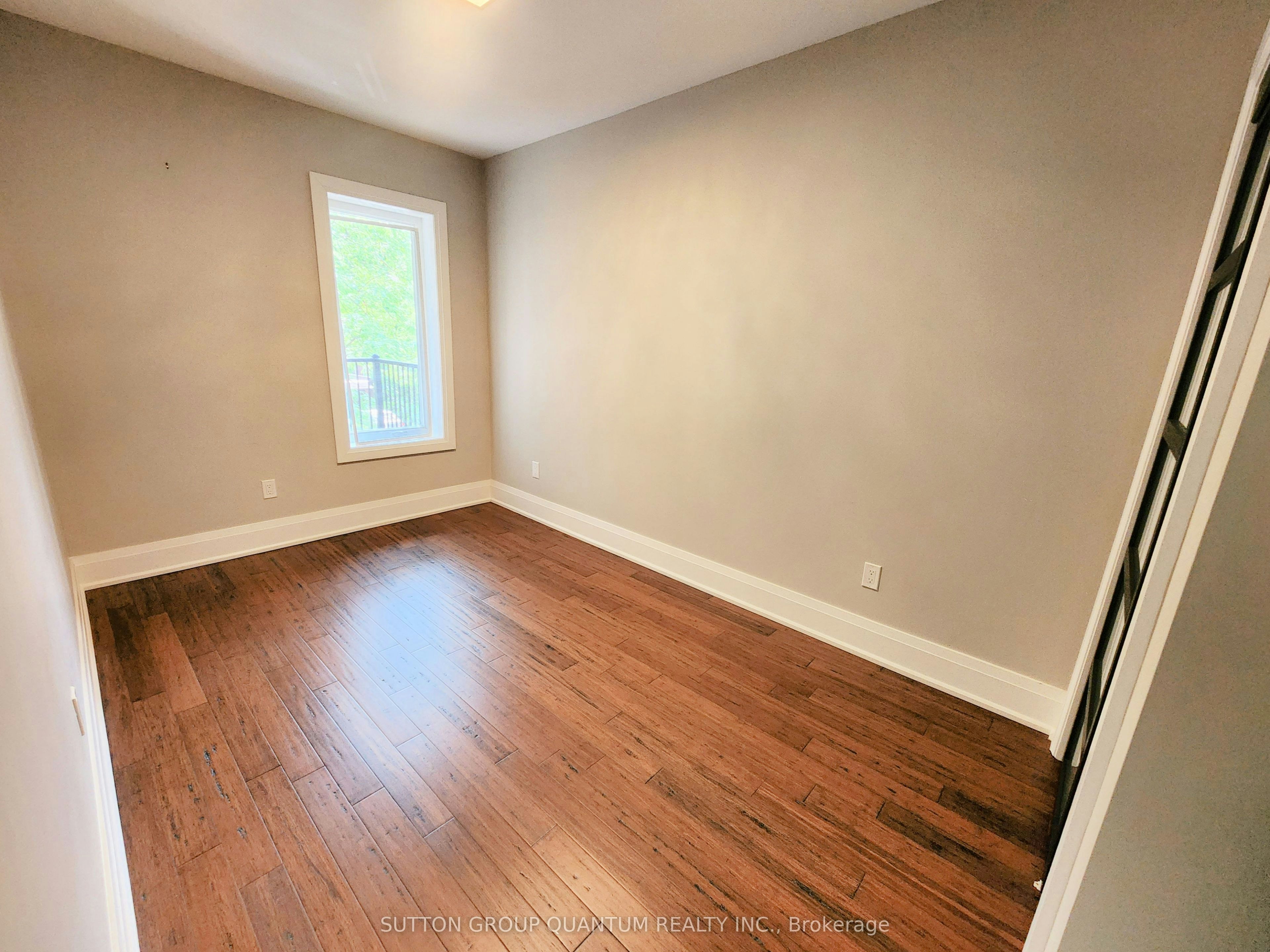 2-28 Boustead Avenue, Toronto, ON, M6R 1Y9 - 11