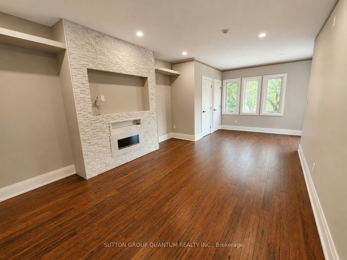 2-28 Boustead Avenue, Toronto, ON, M6R 1Y9 - 4