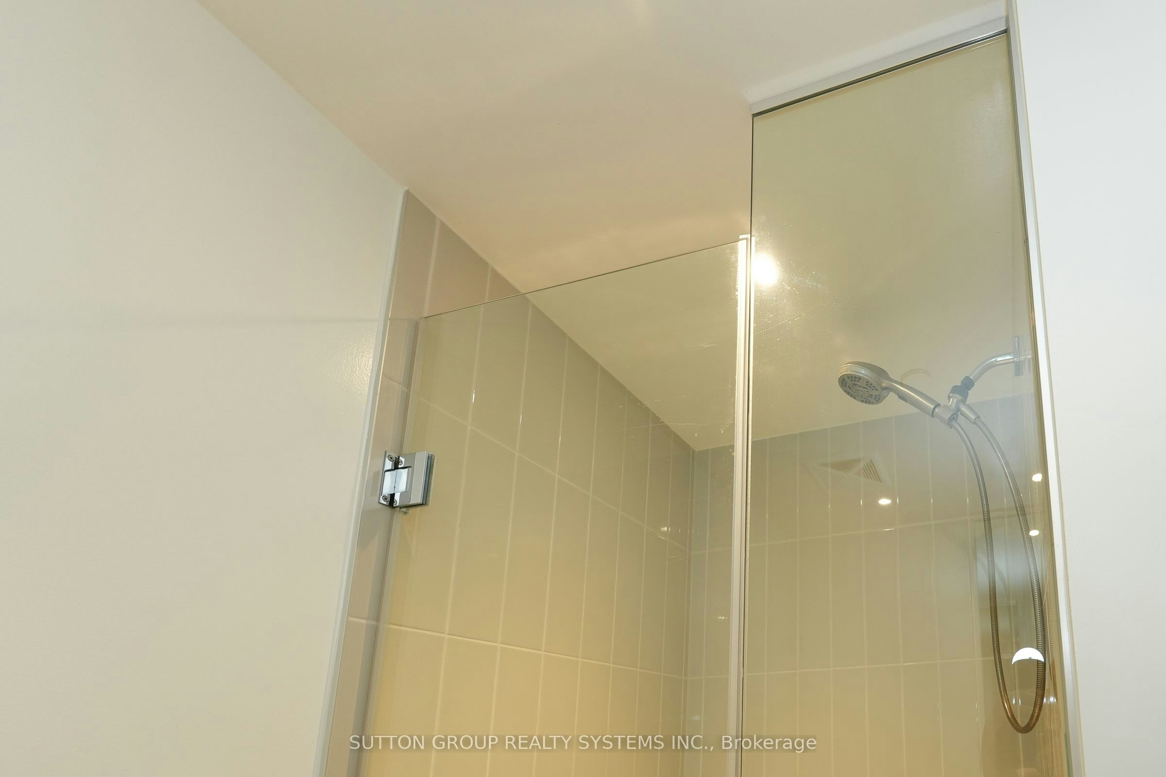 520-3883 Quartz Road, Mississauga, ON, L5B 0M4 - 17