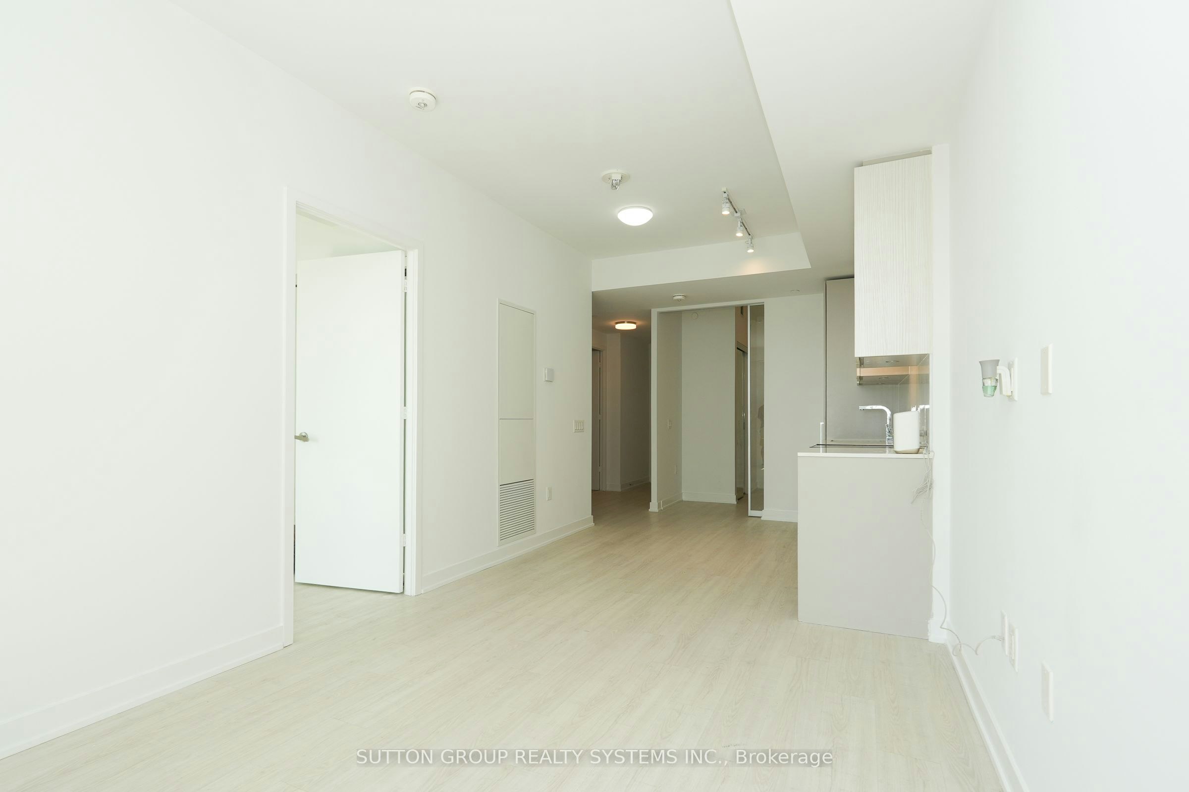 520-3883 Quartz Road, Mississauga, ON, L5B 0M4 - 5