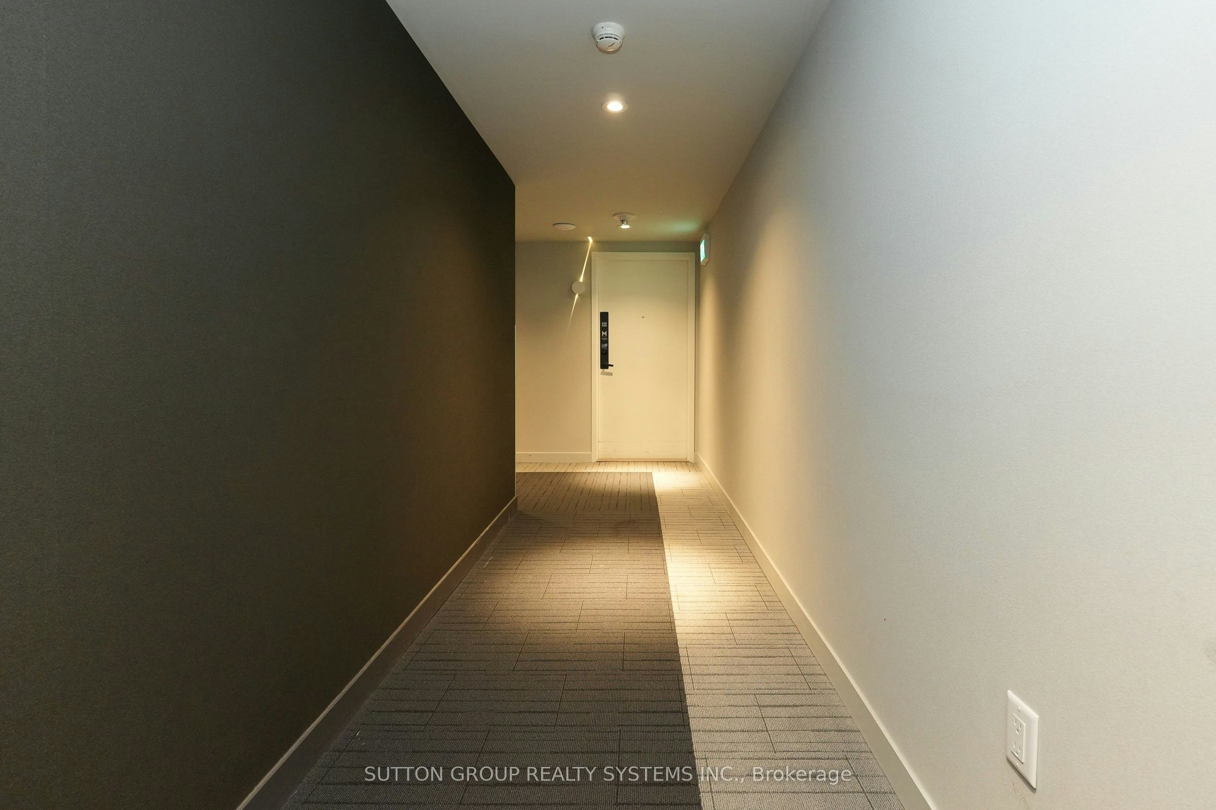 520-3883 Quartz Road, Mississauga, ON, L5B 0M4 - 2