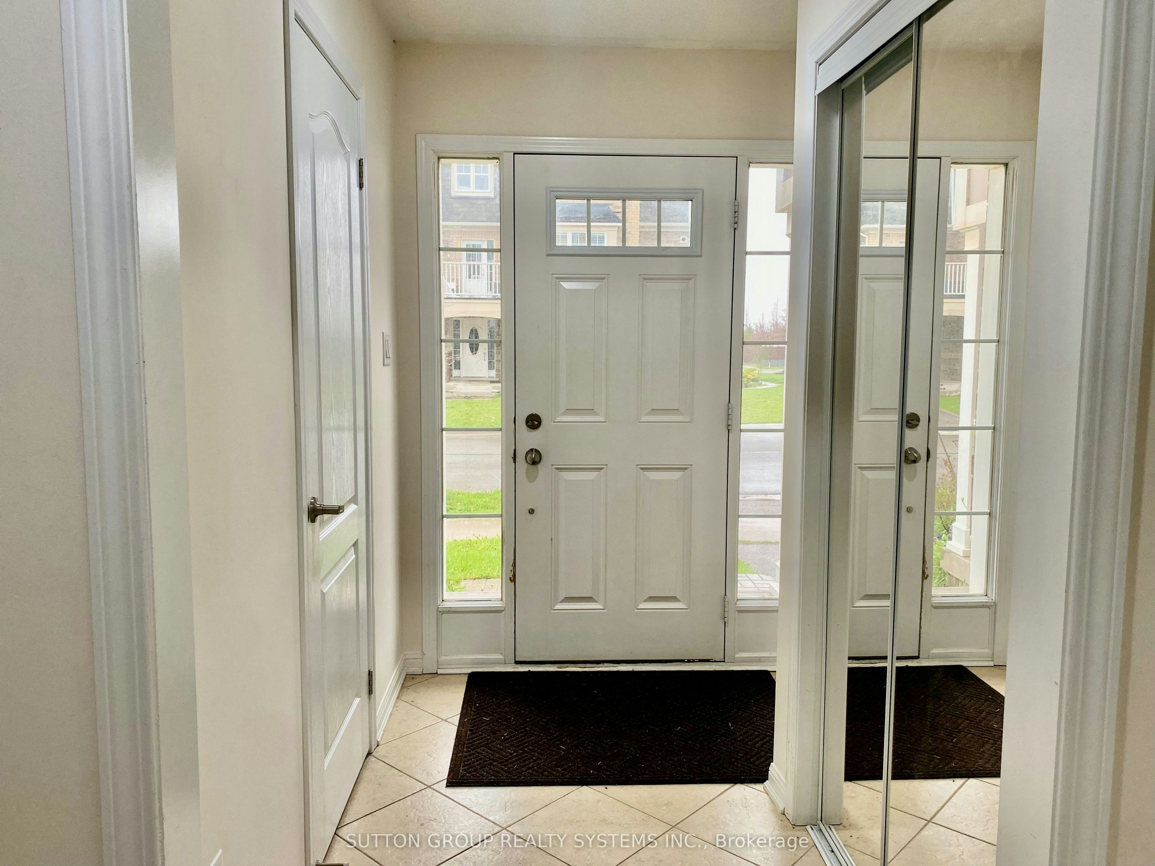 39 Suitor Court, Milton, ON, L9T 8R9 - 2