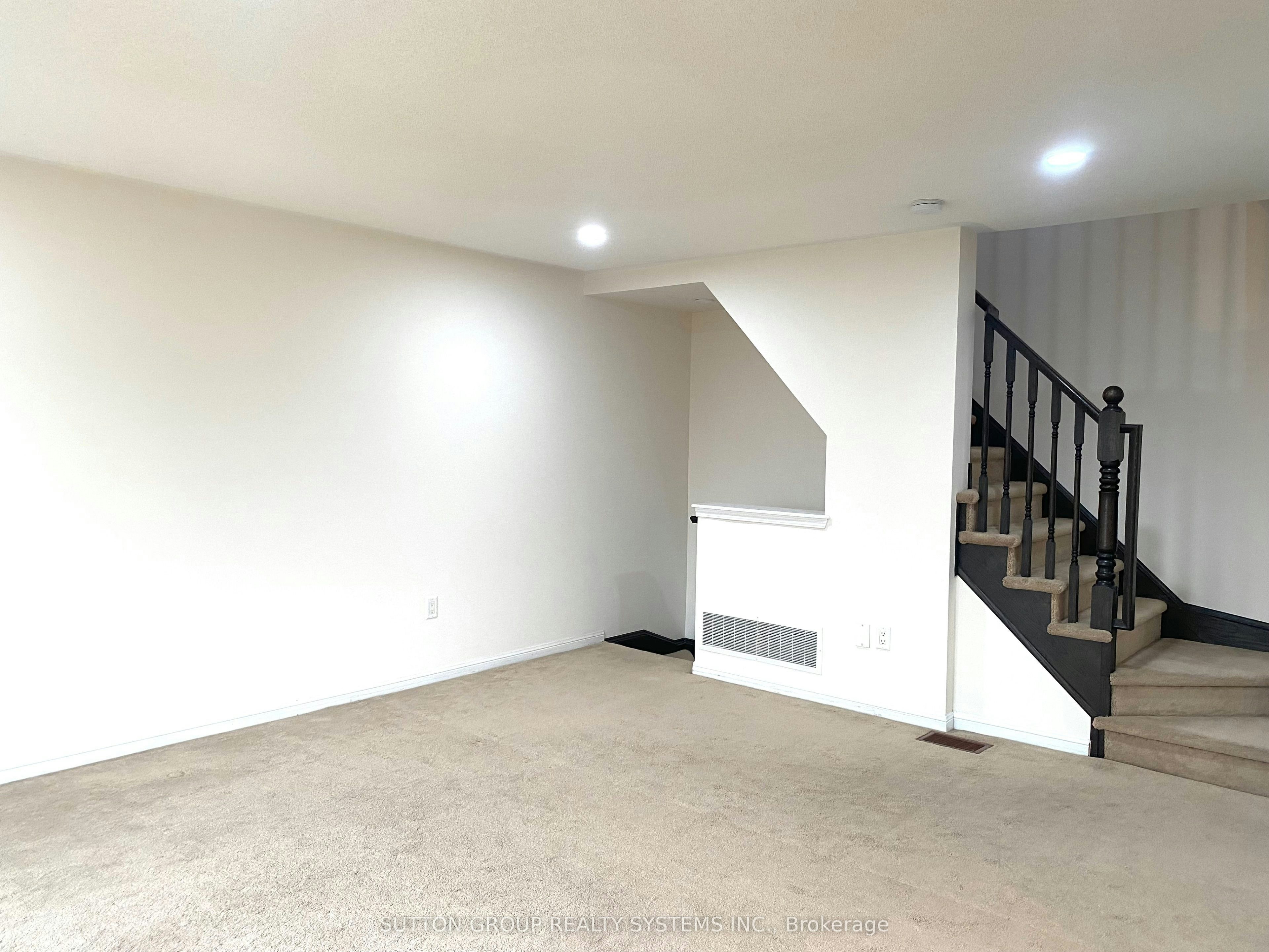 39 Suitor Court, Milton, ON, L9T 8R9 - 3