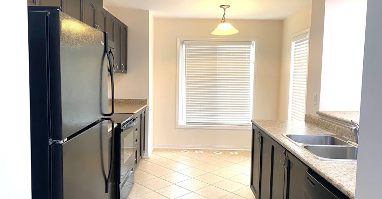 39 Suitor Court, Milton, ON, L9T 8R9 - 8