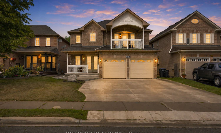 48 Avalanche Crescent