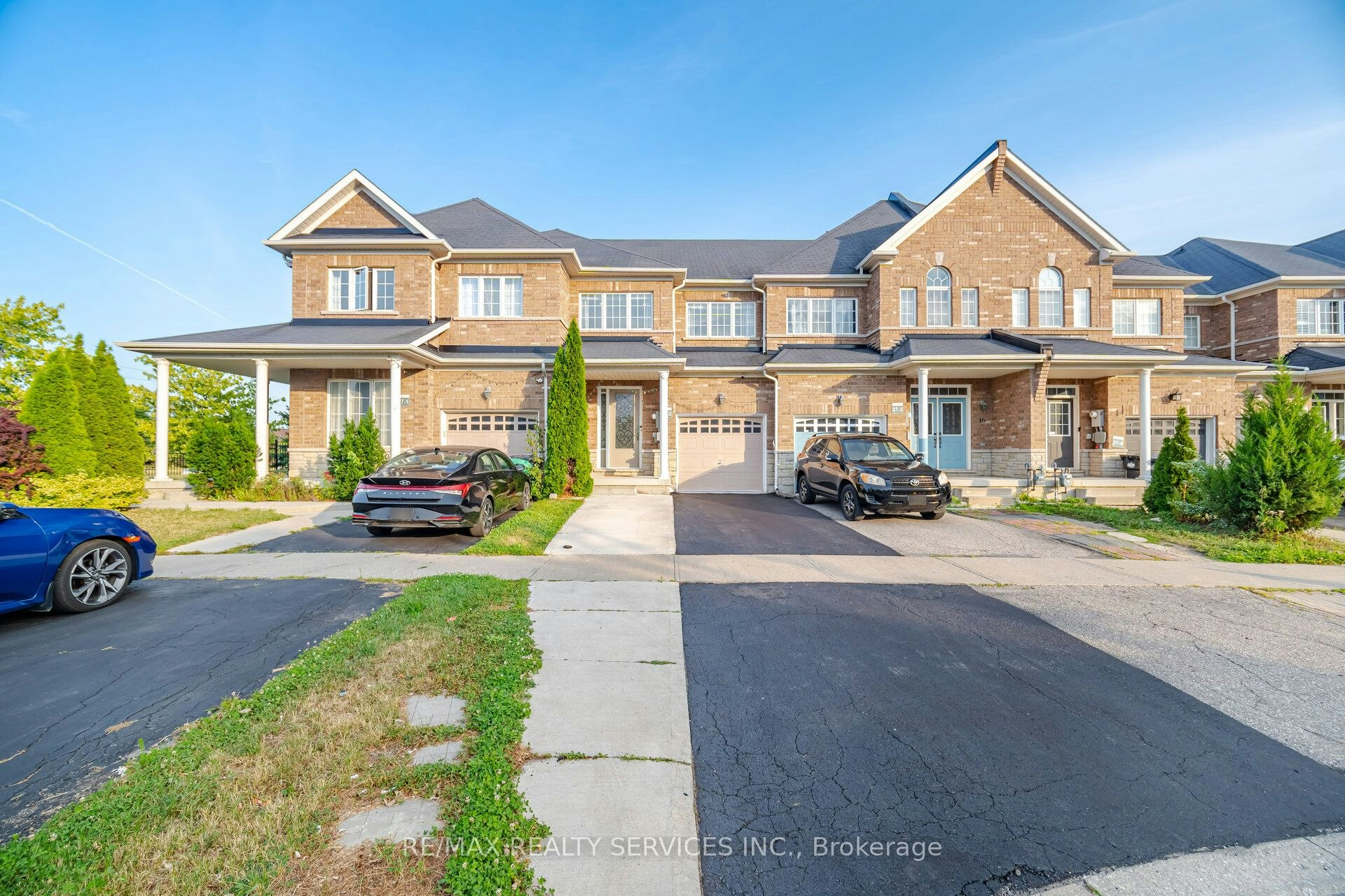 18 Seedland Crescent, Brampton, ON, L6R 0Z5