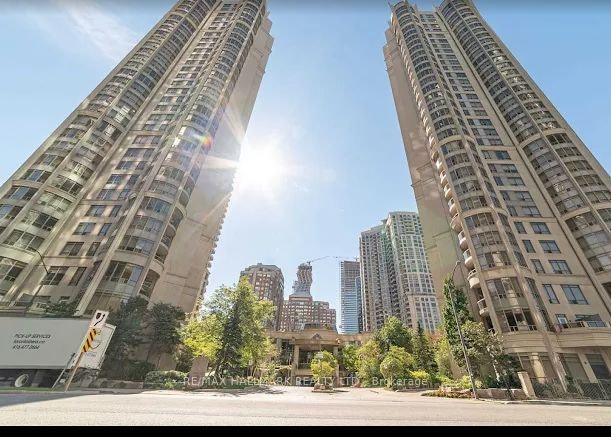 3002-3880 Duke Of York Blvd Boulevard, Mississauga, ON, L5B 4M7