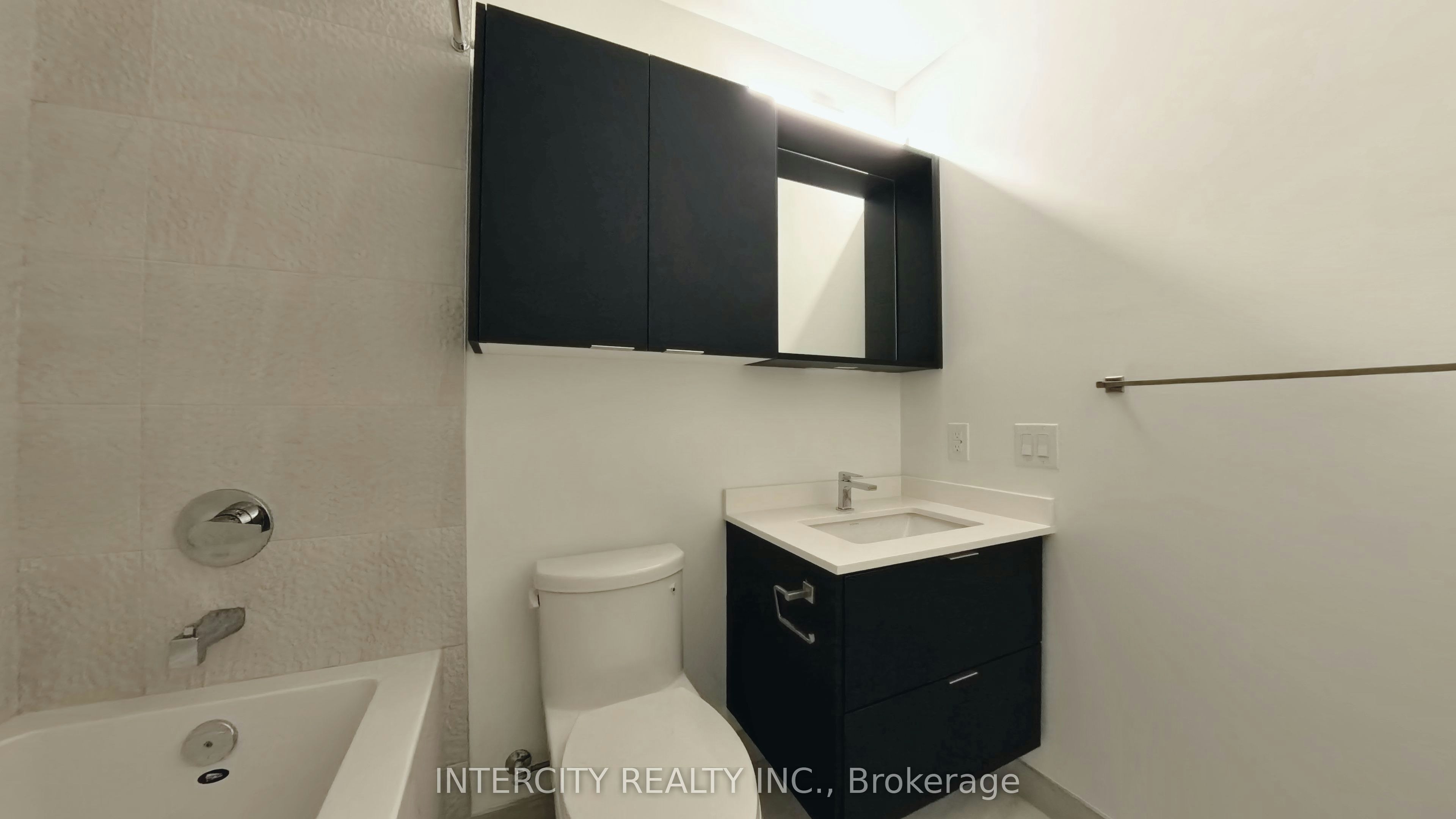 1103-5105 Hurontario Street, Mississauga, ON, L4Z 0C9 - 23