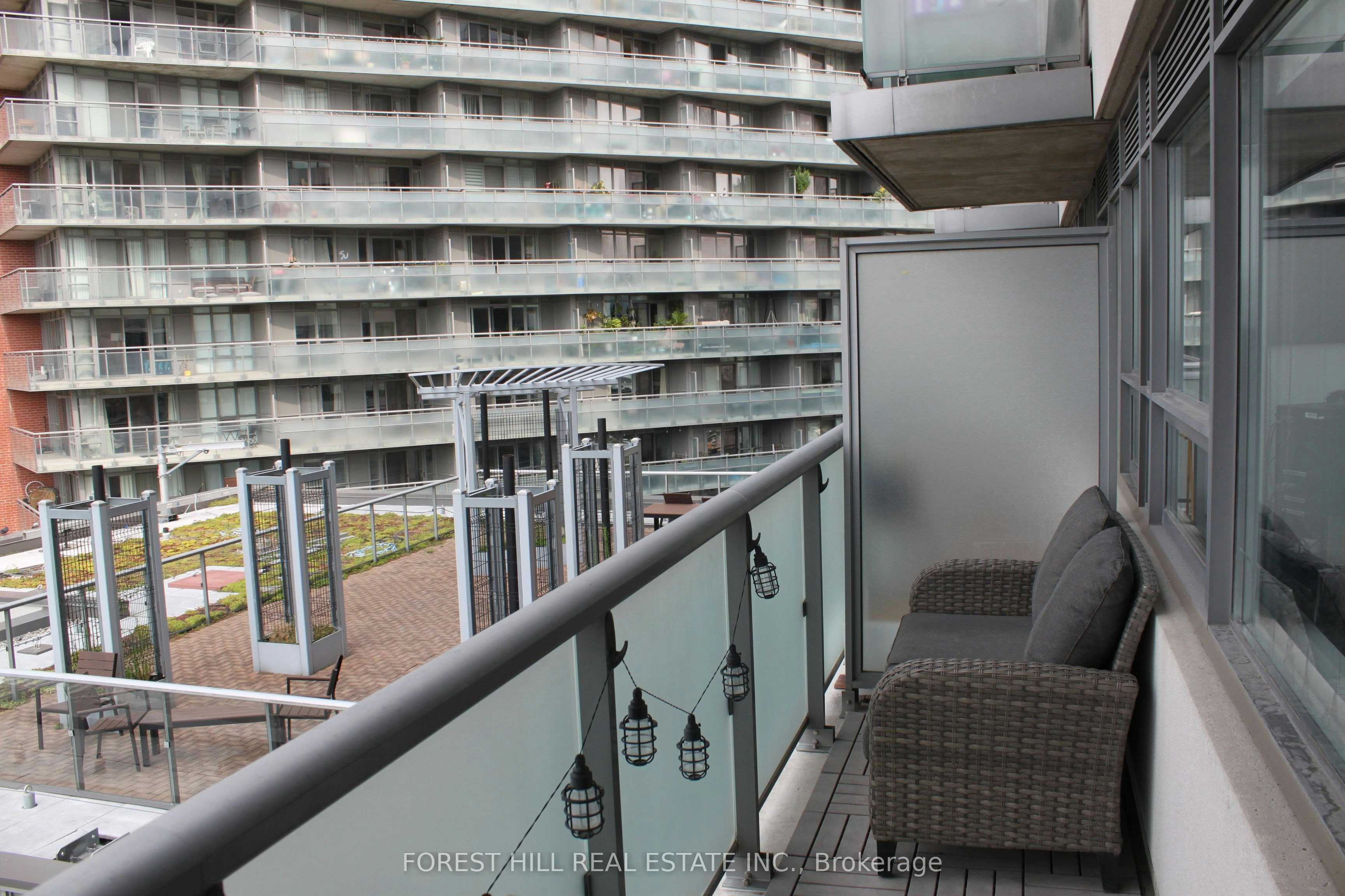 915-20 Joe Shuster Way, Toronto, ON, M6K 0A3 - 16