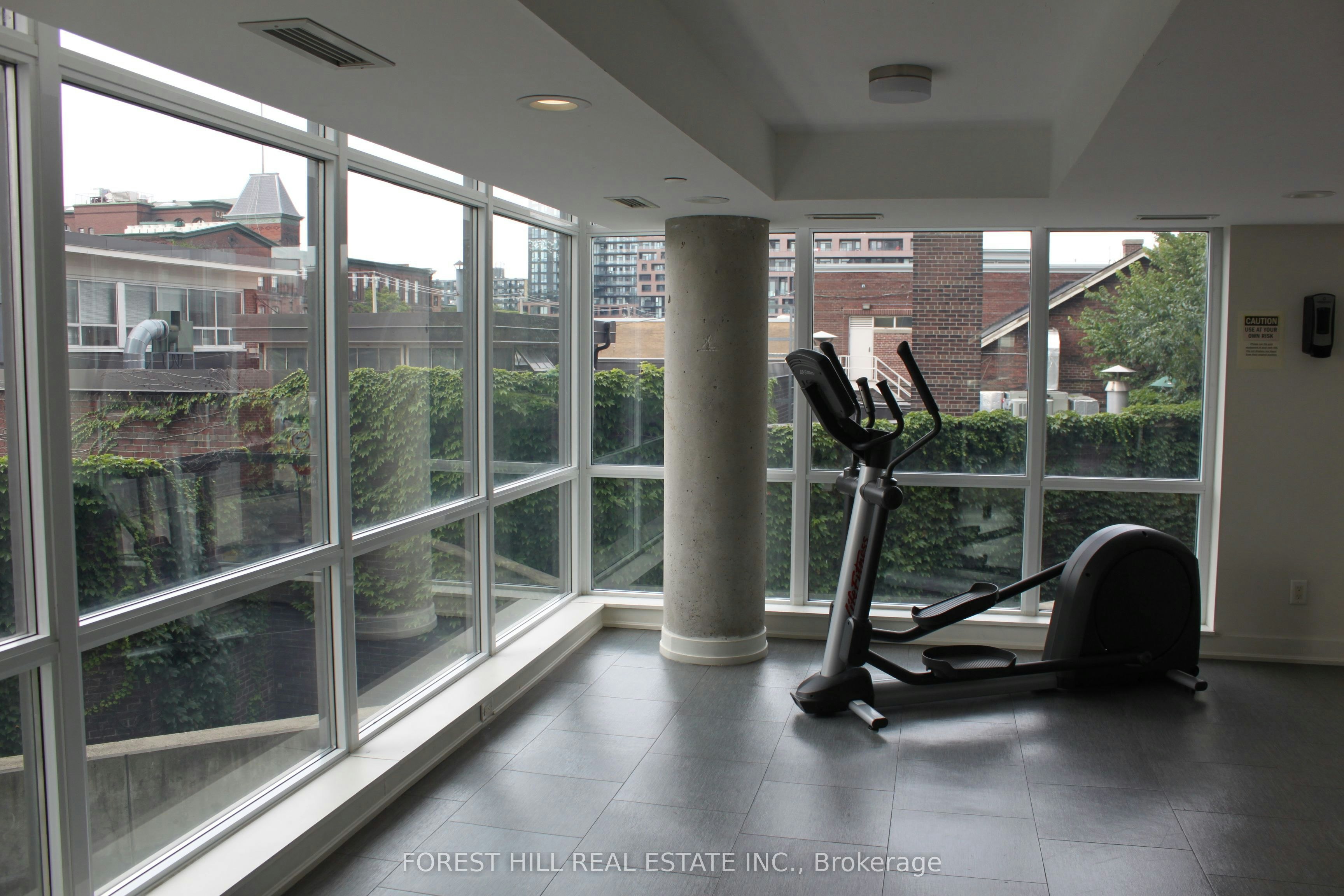 915-20 Joe Shuster Way, Toronto, ON, M6K 0A3 - 21