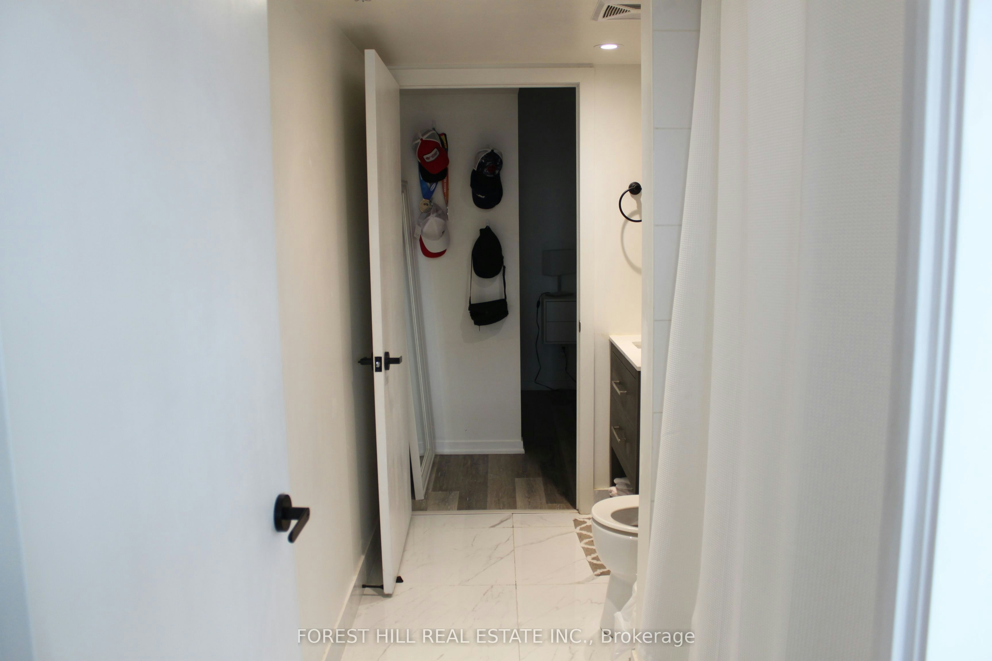 915-20 Joe Shuster Way, Toronto, ON, M6K 0A3 - 14