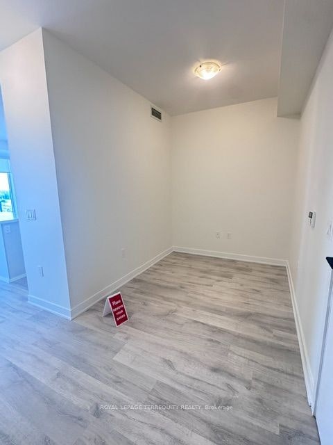708-4675 Metcalfe Avenue, Mississauga, ON, L5M 0Z8 - 3