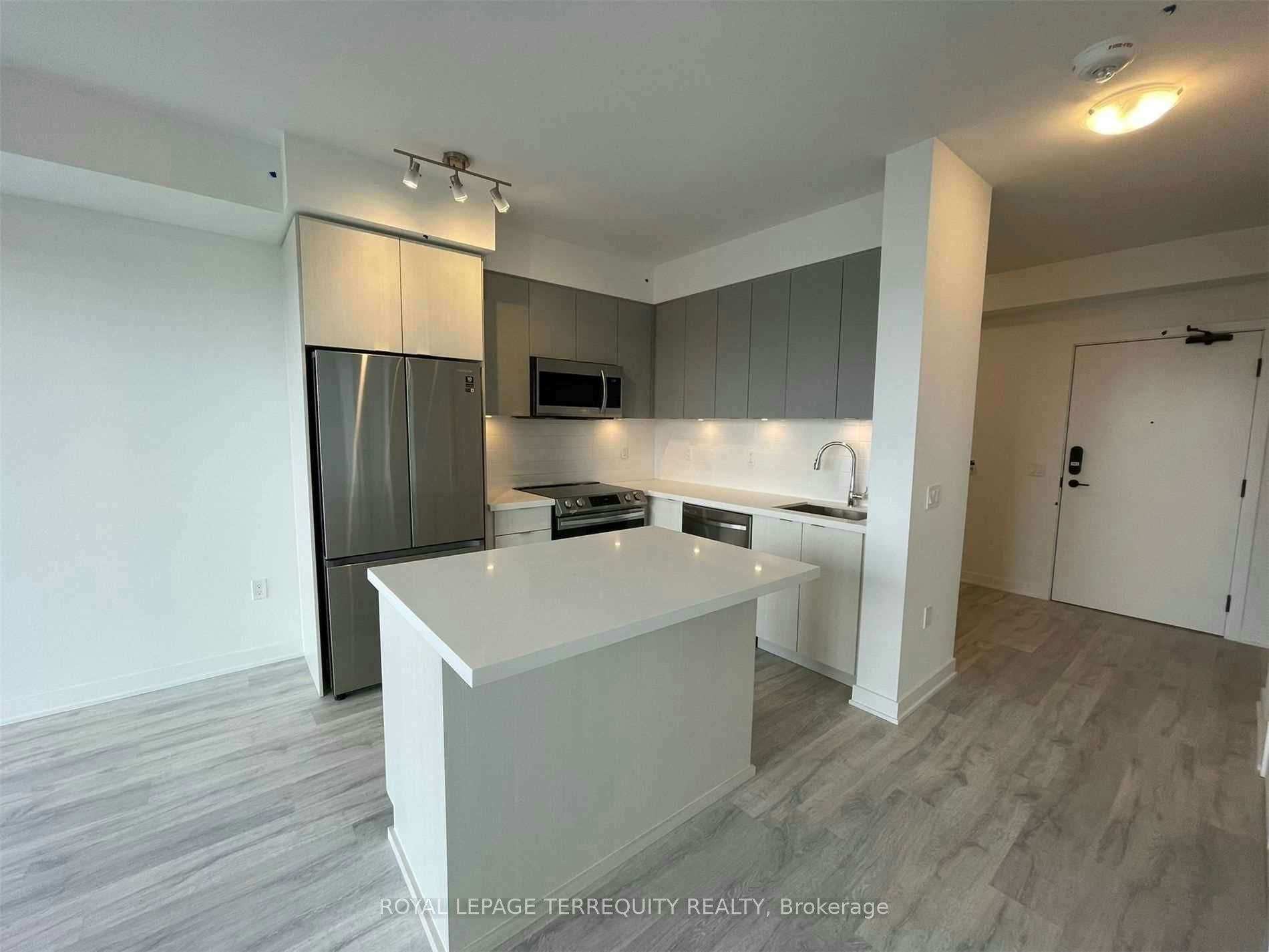 708-4675 Metcalfe Avenue, Mississauga, ON, L5M 0Z8 - 4
