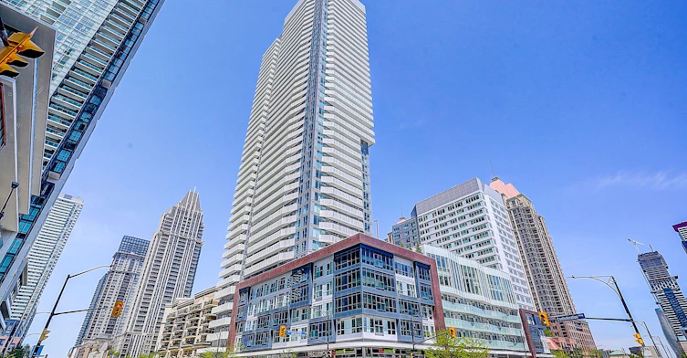 3208-4065 Confederation Parkway, Mississauga, ON, L5B 0L4