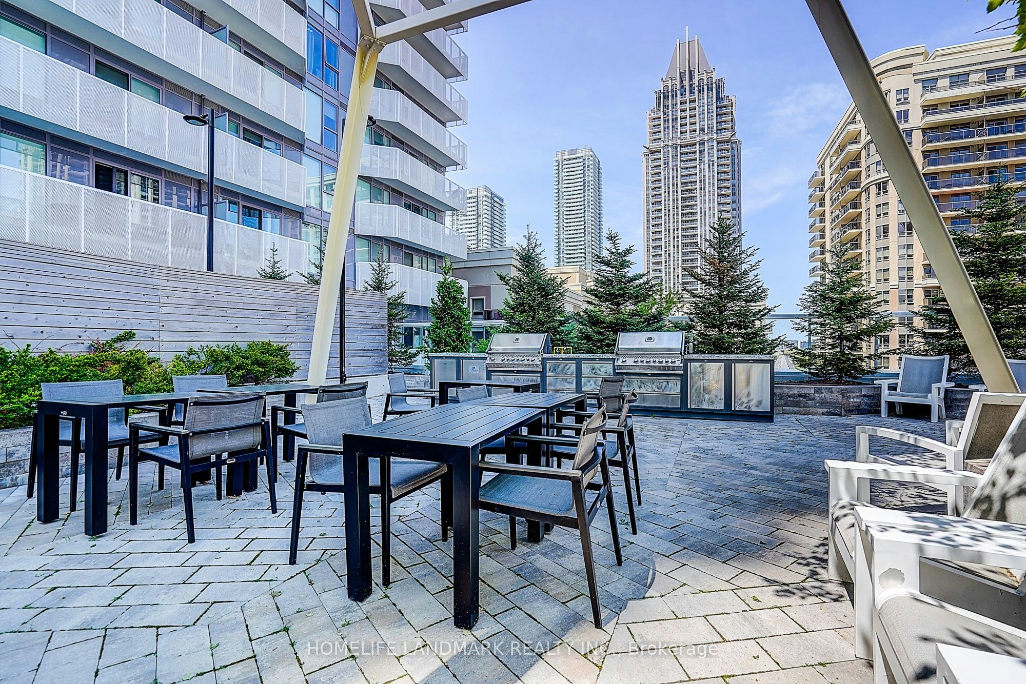 3208-4065 Confederation Parkway, Mississauga, ON, L5B 0L4 - 32
