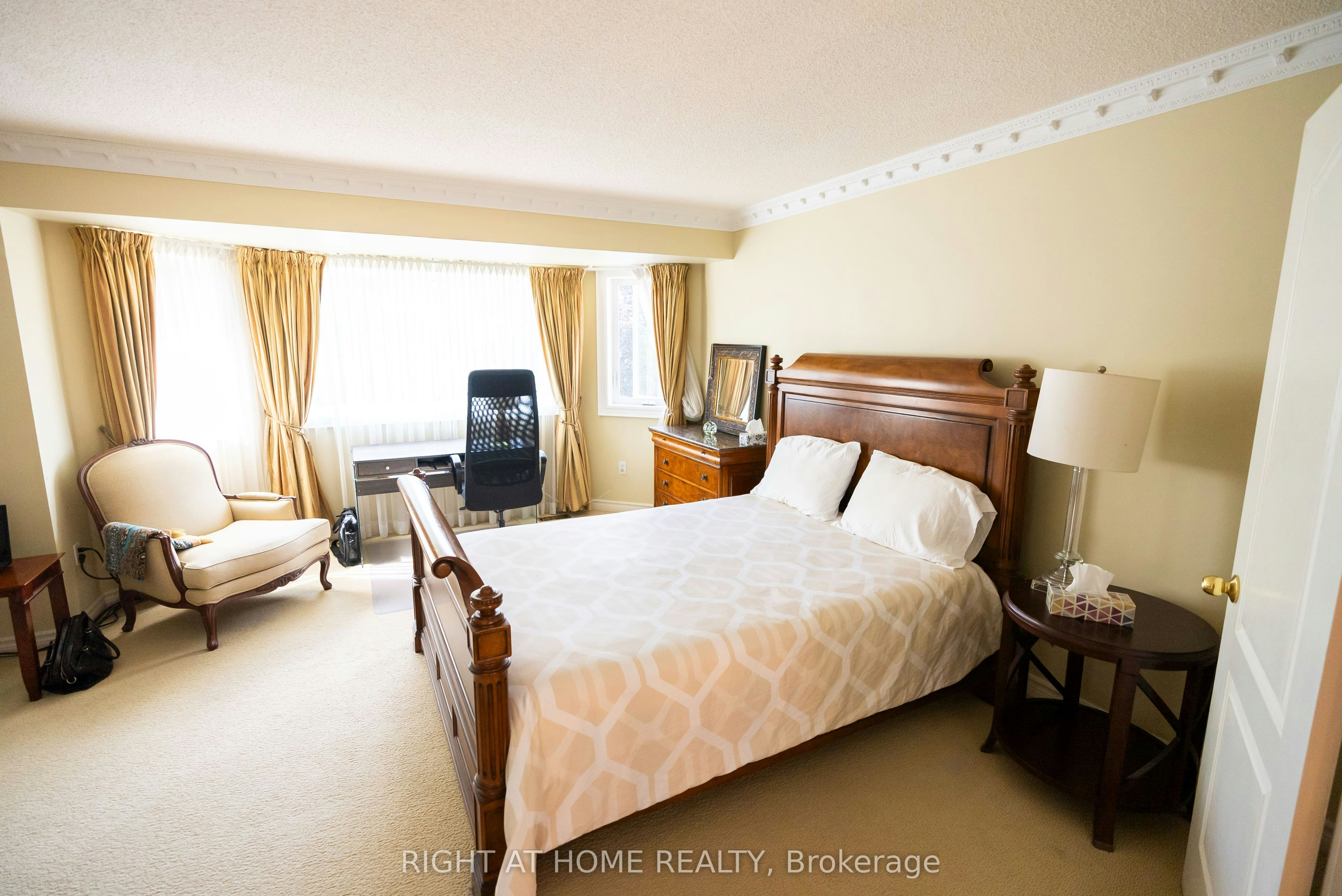 2427 Erin Centre Boulevard, Mississauga, ON, L5M 5B3 - 13