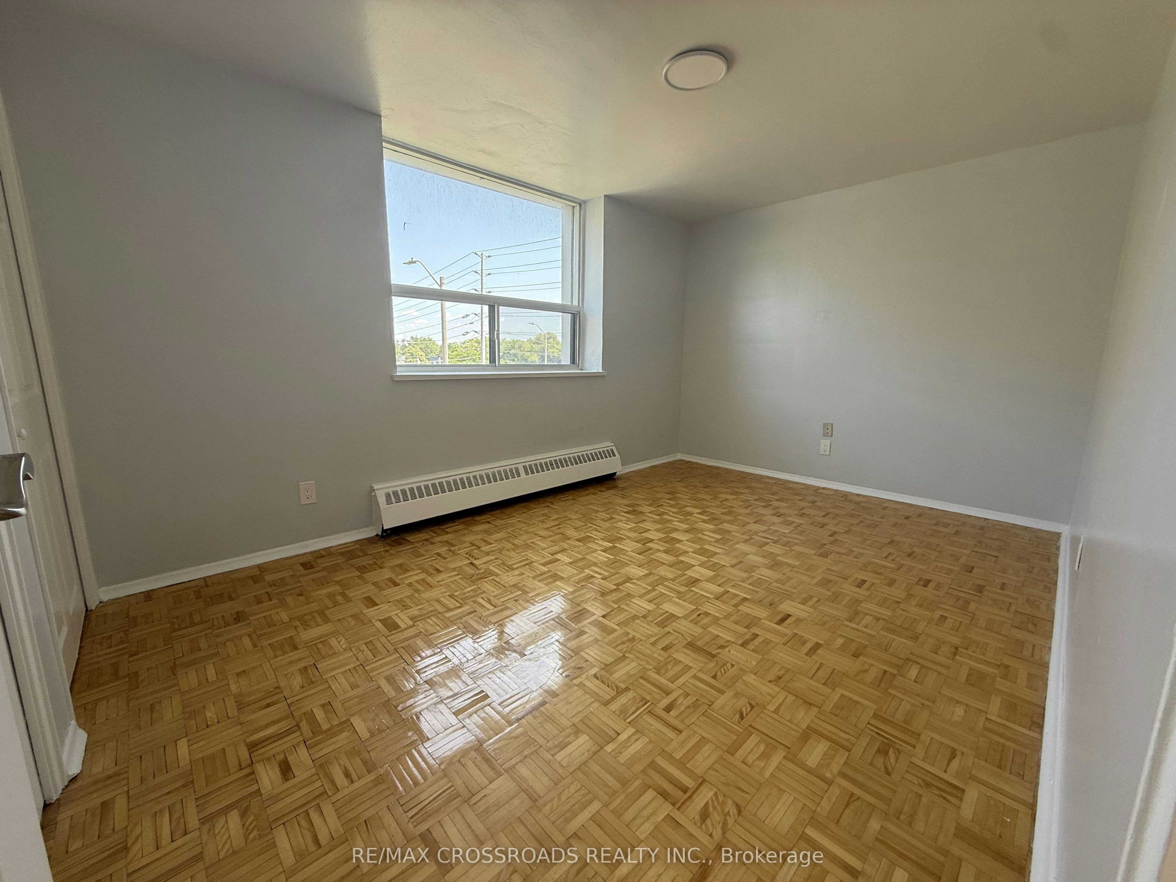 410-363 Lakeshore Road E, Mississauga, ON, L5G 1H7 - 7