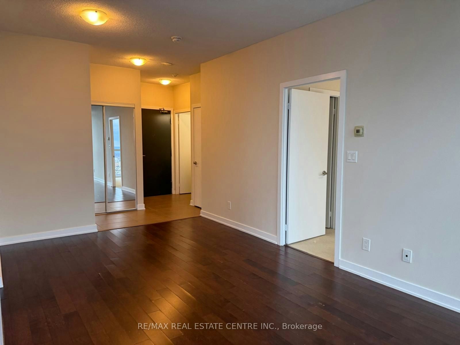 3904-4070 Confederation Parkway, Mississauga, ON, L5B 0E9 - 28