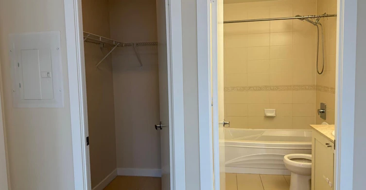 3904-4070 Confederation Parkway, Mississauga, ON, L5B 0E9 - 16