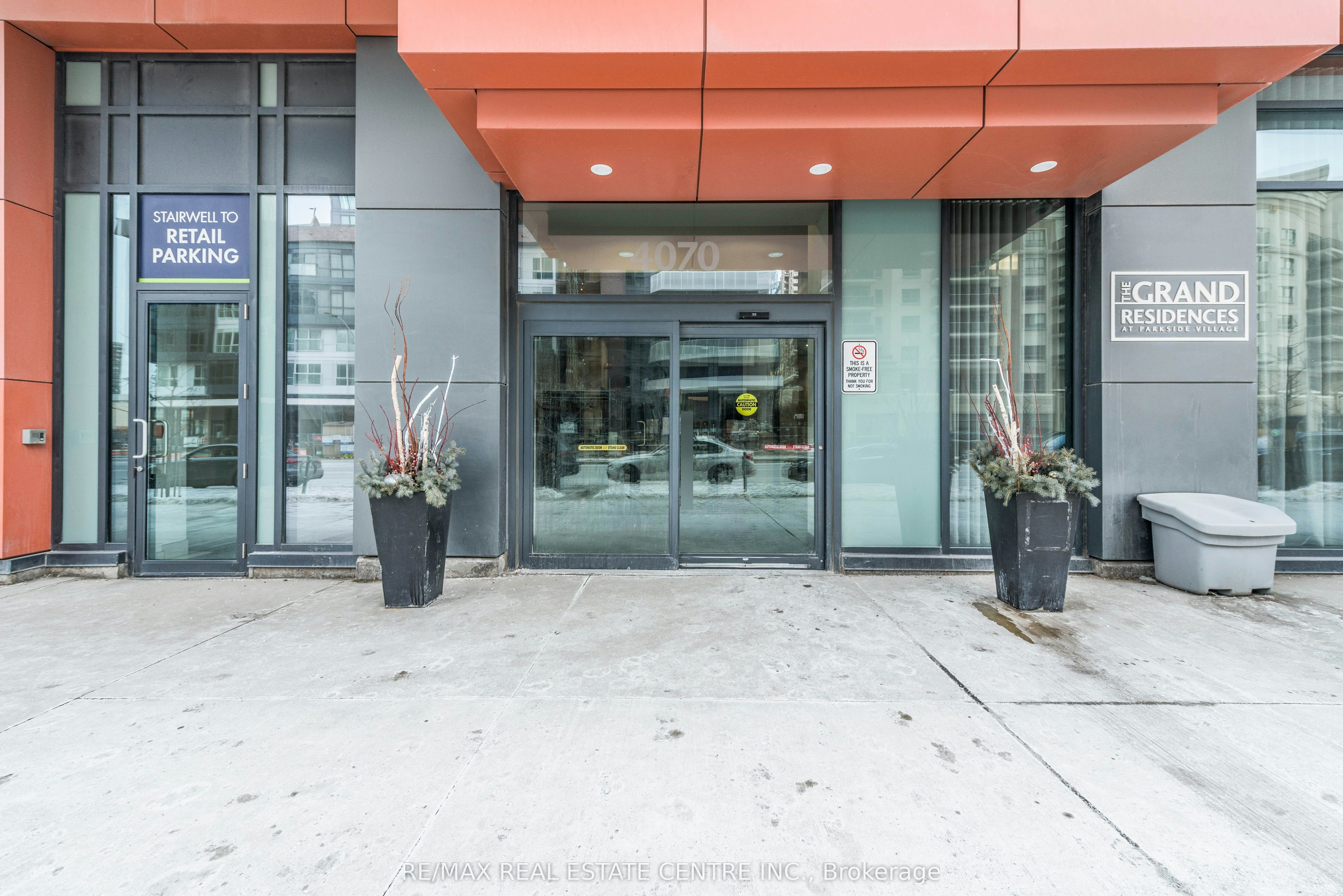 3904-4070 Confederation Parkway, Mississauga, ON, L5B 0E9 - 2
