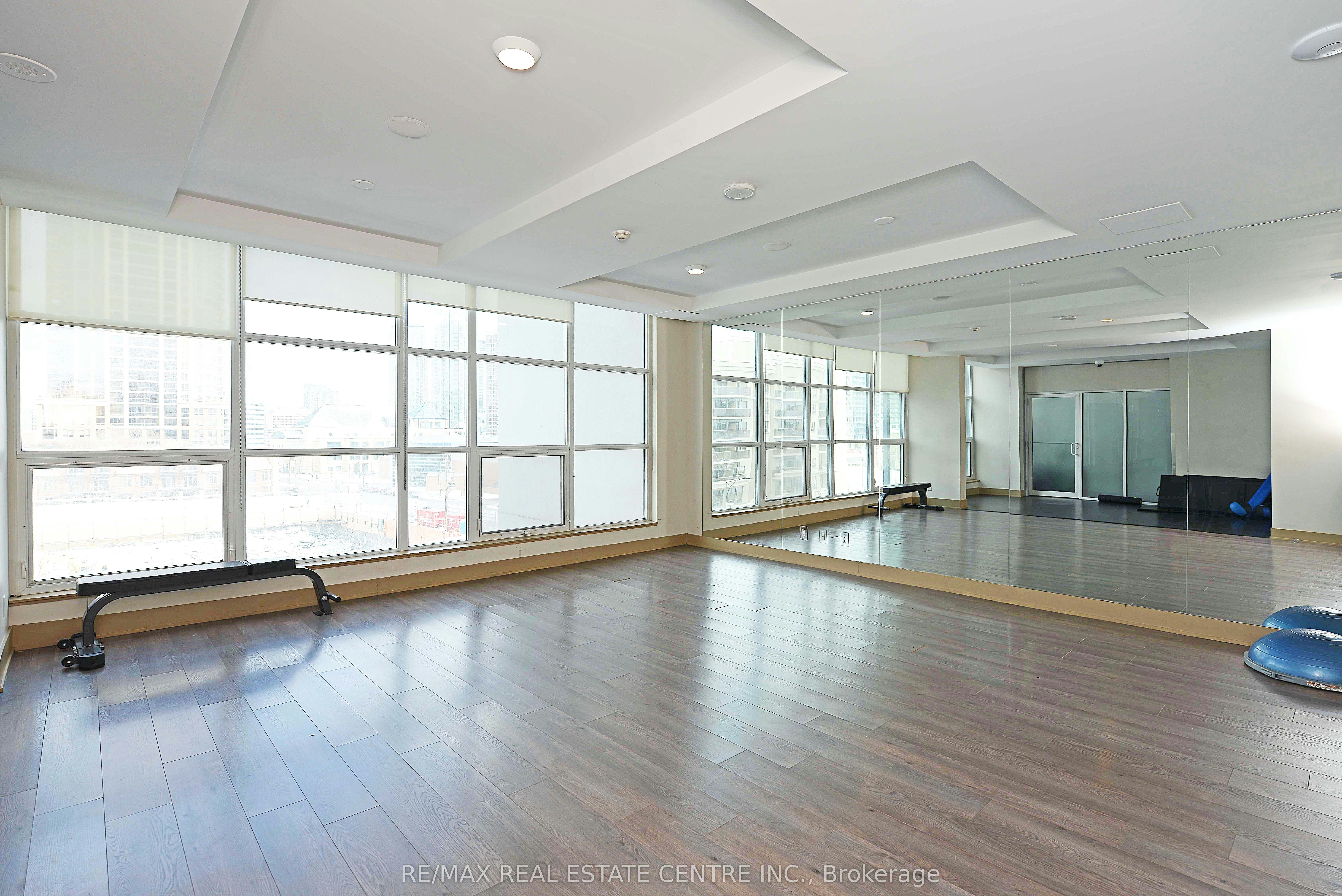 3904-4070 Confederation Parkway, Mississauga, ON, L5B 0E9 - 6