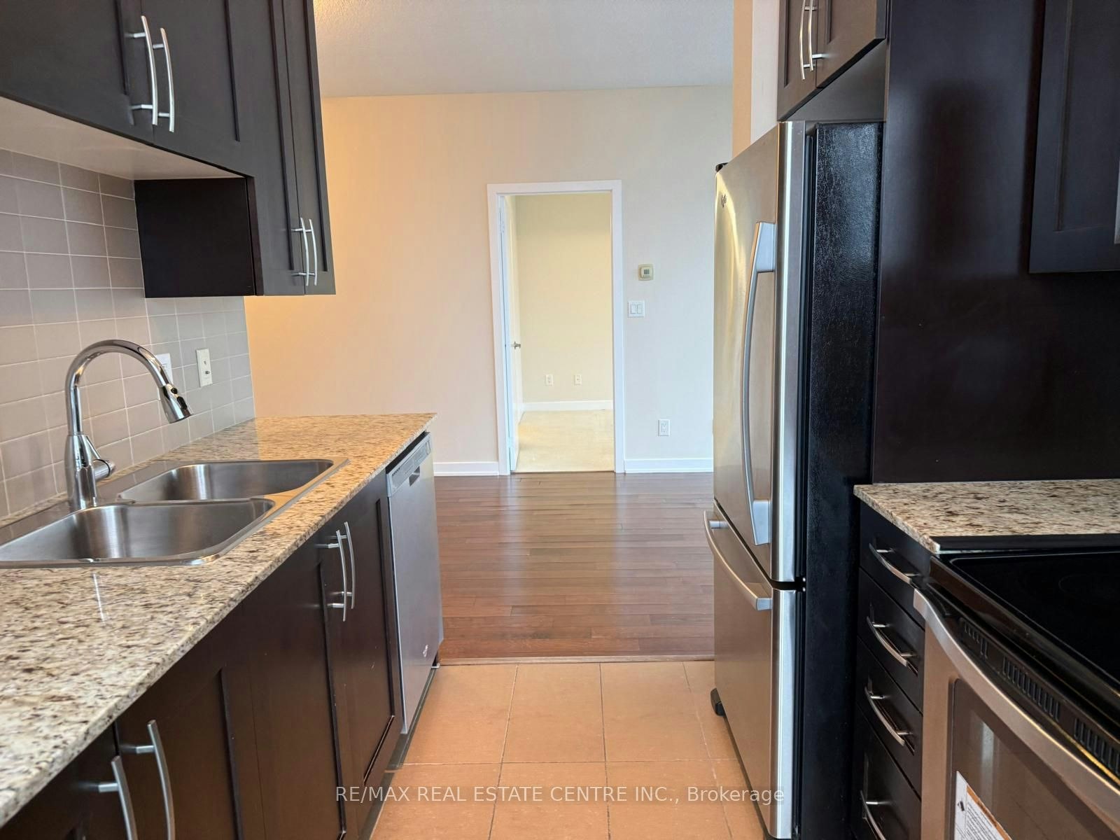 3904-4070 Confederation Parkway, Mississauga, ON, L5B 0E9 - 20