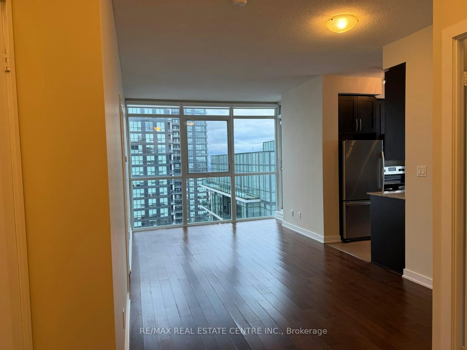 3904-4070 Confederation Parkway, Mississauga, ON, L5B 0E9 - 39