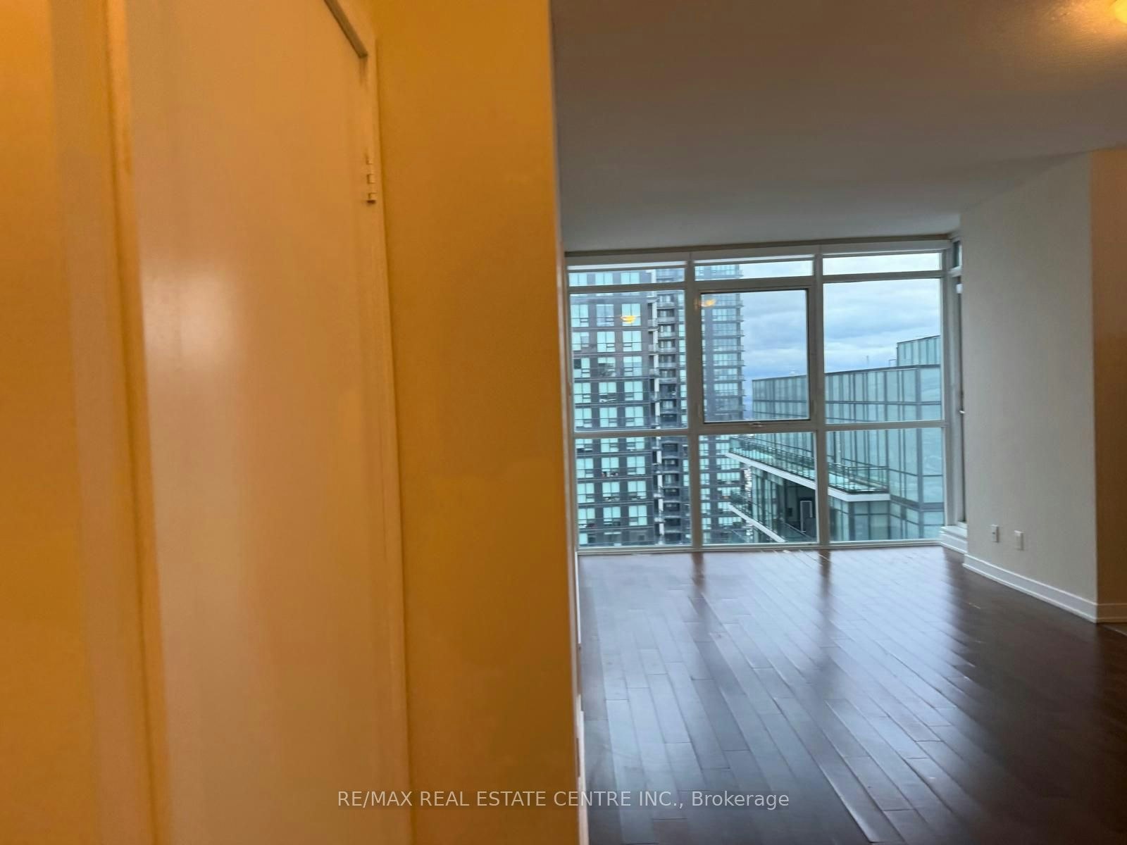 3904-4070 Confederation Parkway, Mississauga, ON, L5B 0E9 - 38