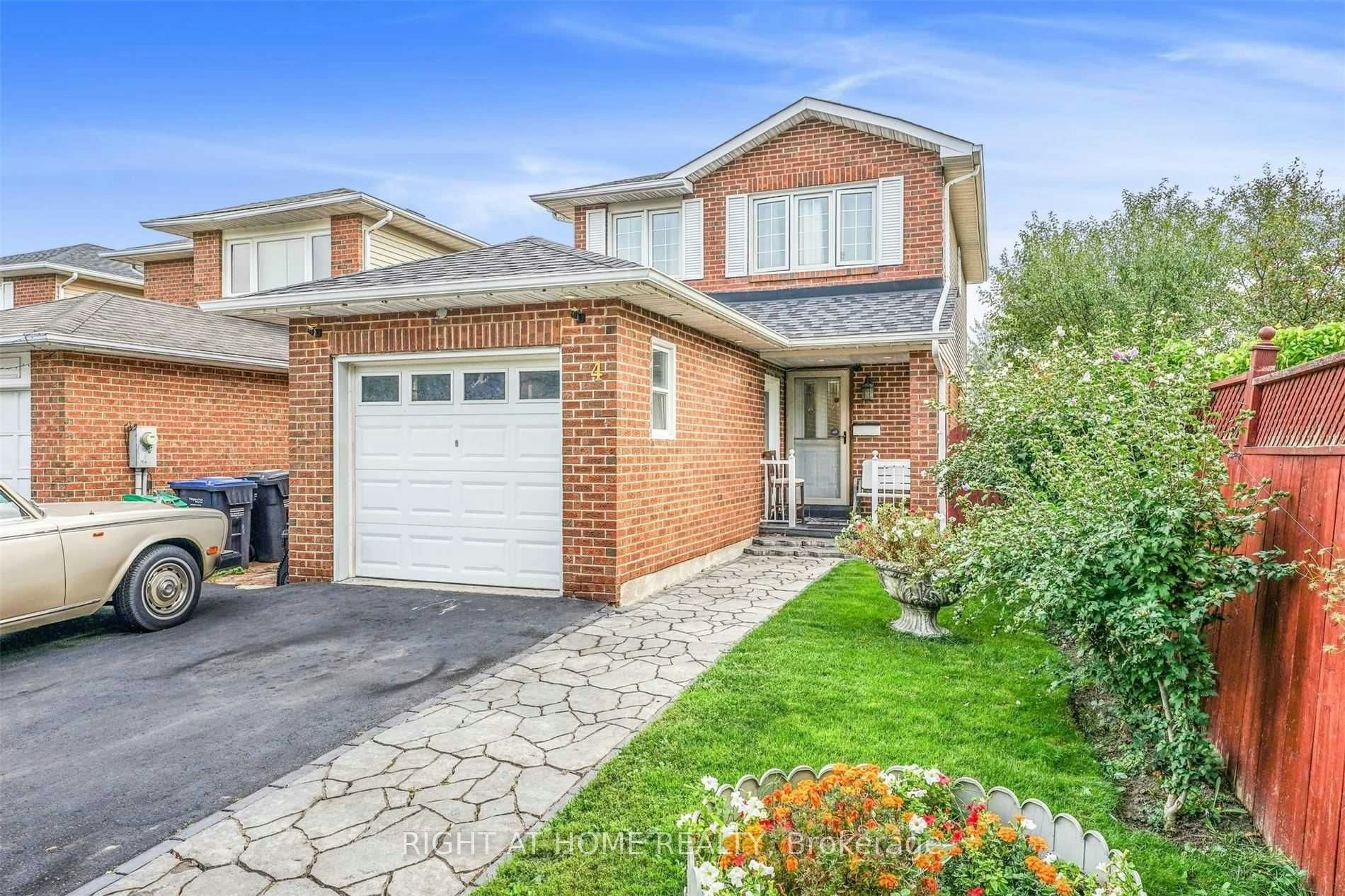 4 Sunshade Place, Brampton, ON, L6Z 2B8 - 2