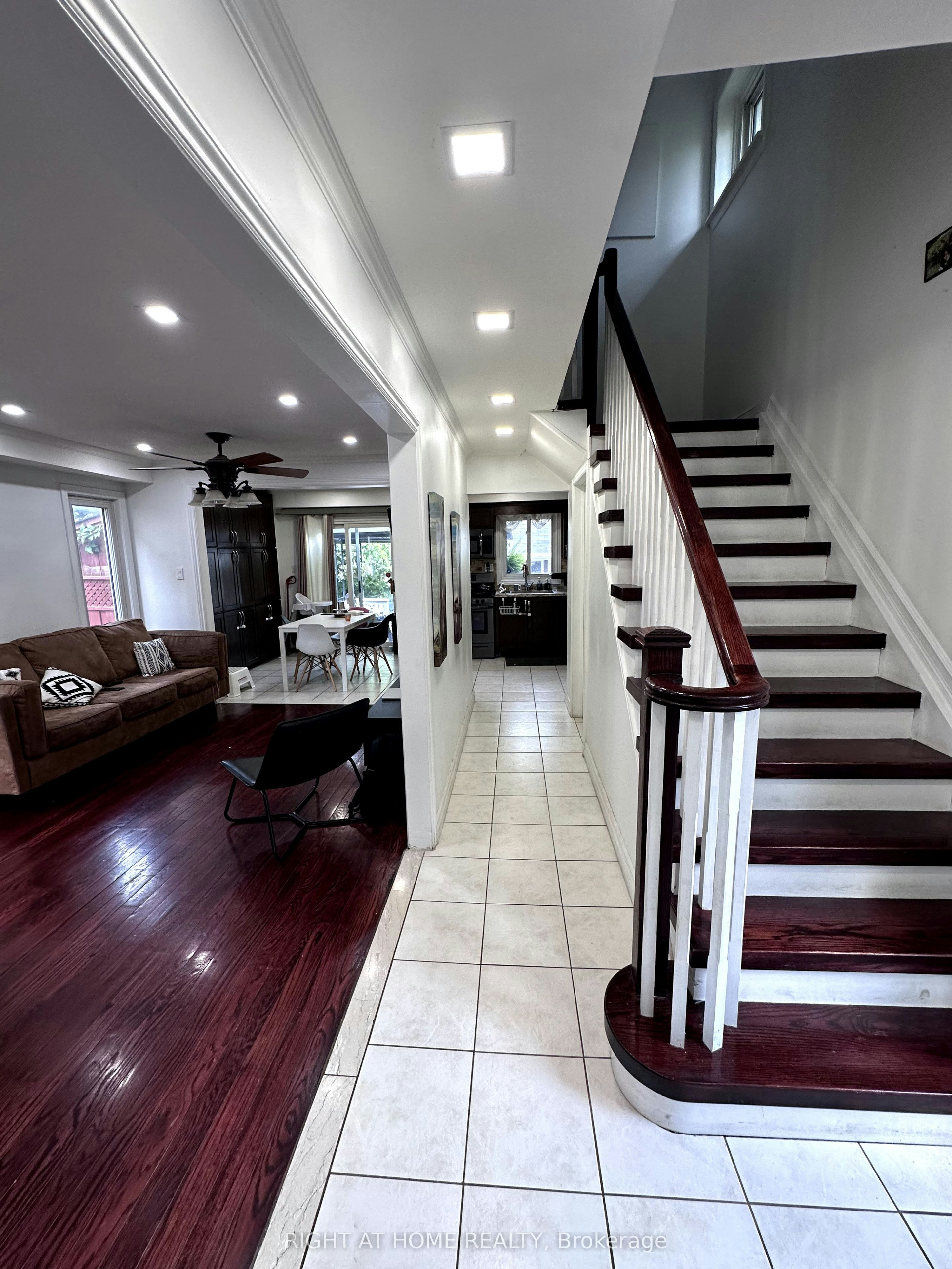 4 Sunshade Place, Brampton, ON, L6Z 2B8 - 8