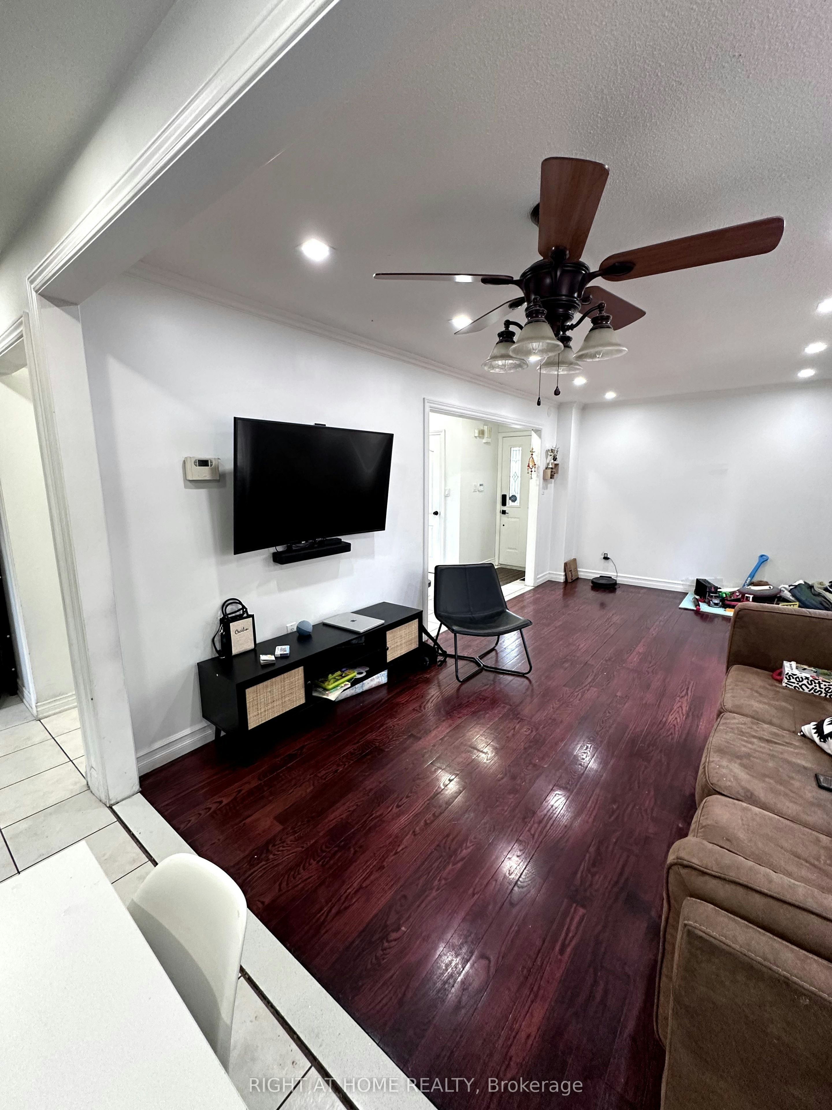 4 Sunshade Place, Brampton, ON, L6Z 2B8 - 9