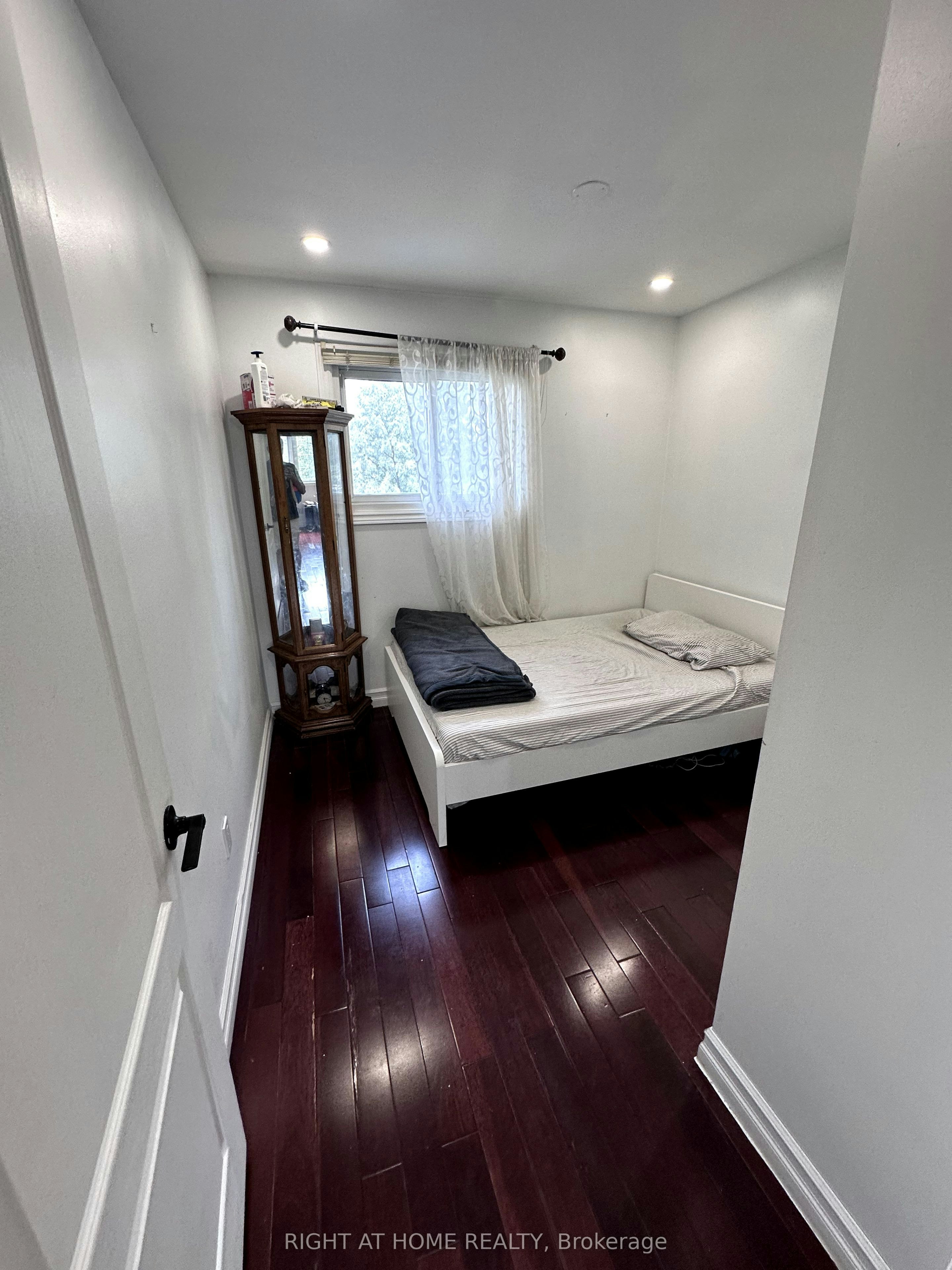 4 Sunshade Place, Brampton, ON, L6Z 2B8 - 16
