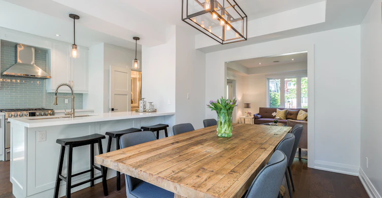 546 Beresford Avenue, Toronto, ON, M6S 3C3 - 6