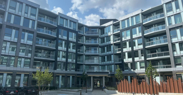 641-2501 Saw Whet Boulevard, Oakville, ON, L6M 5N2