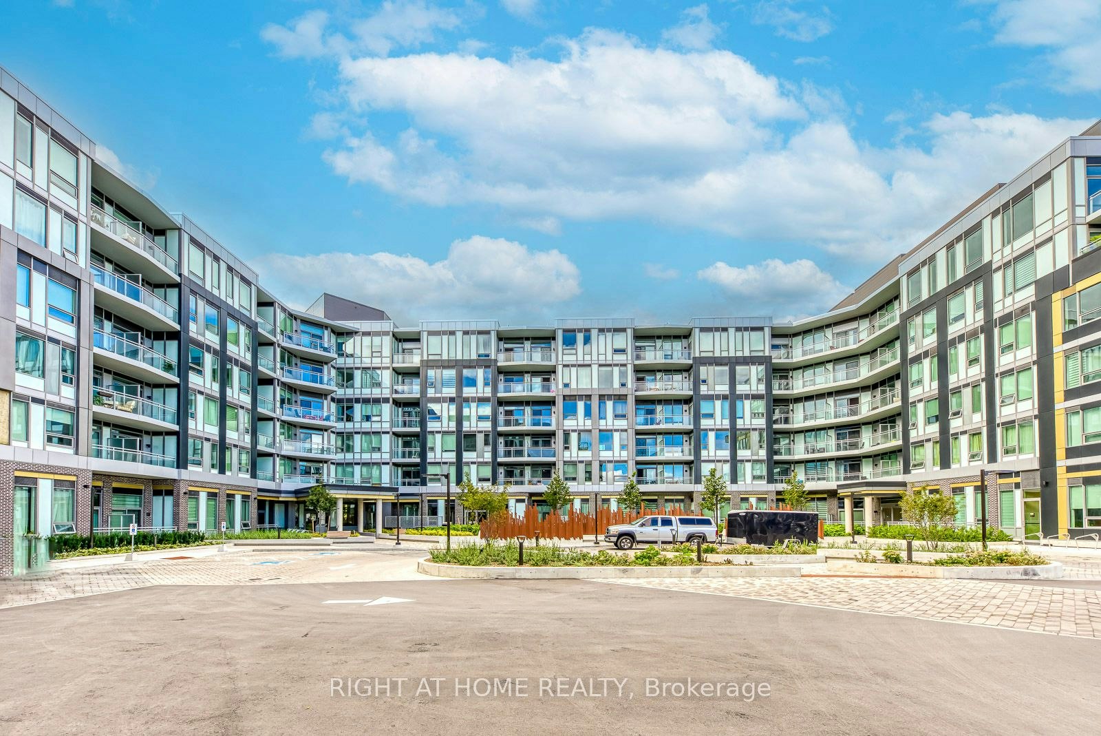 538-2501 Saw Whet Boulevard, Oakville, ON, L6M 5N2