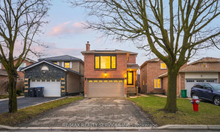 19 Wayne Nicol Drive