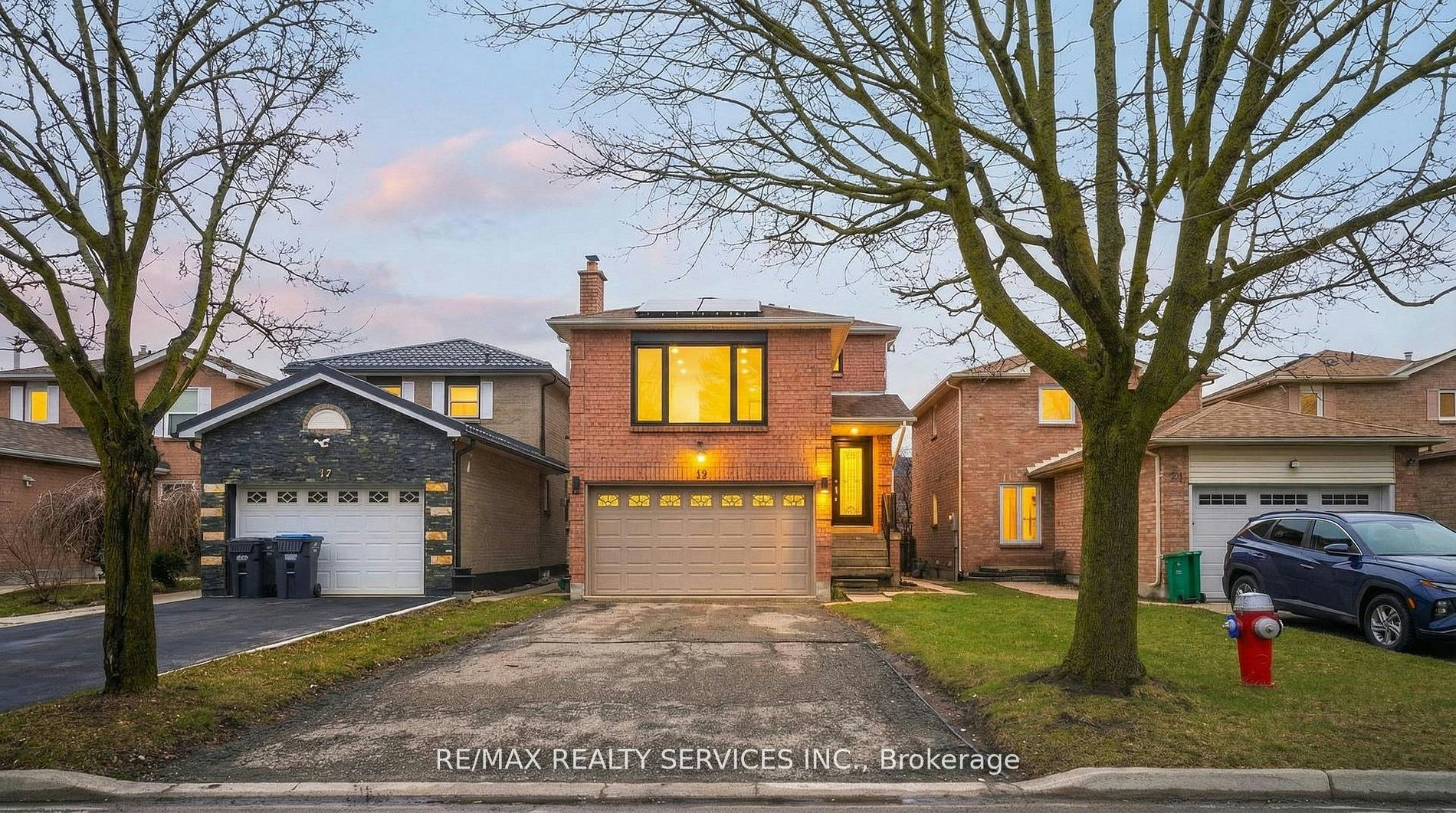 19 Wayne Nicol Drive, Brampton, ON, L6X 3Z2