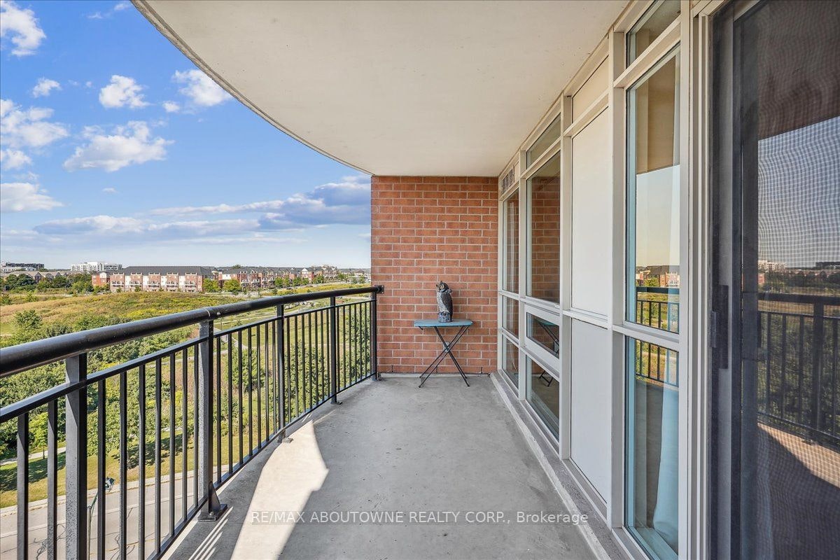 610-2365 Central Park Drive, Oakville, ON, L6H 0C7 - 30