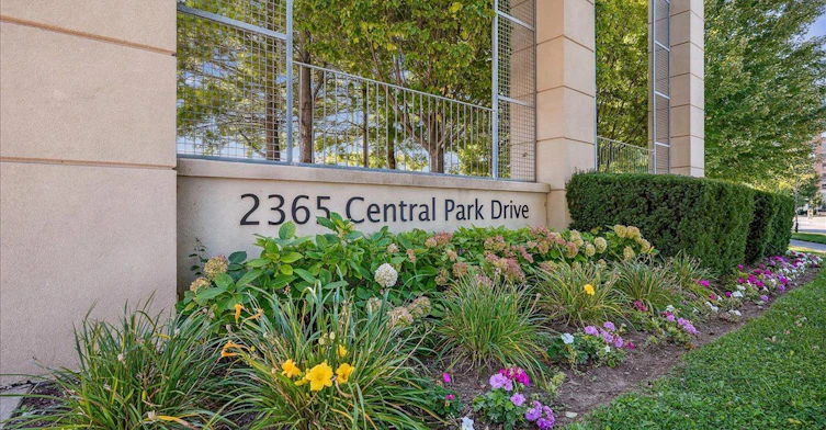 610-2365 Central Park Drive, Oakville, ON, L6H 0C7 - 4