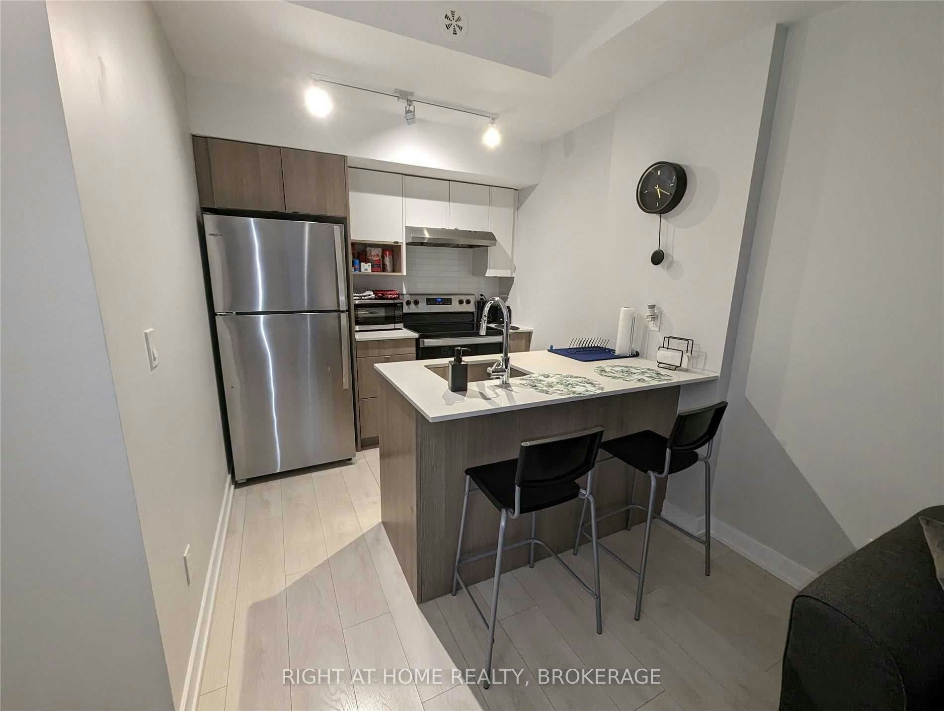 319-1139 Cooke Boulevard, Burlington, ON, L7T 0C3 - 6