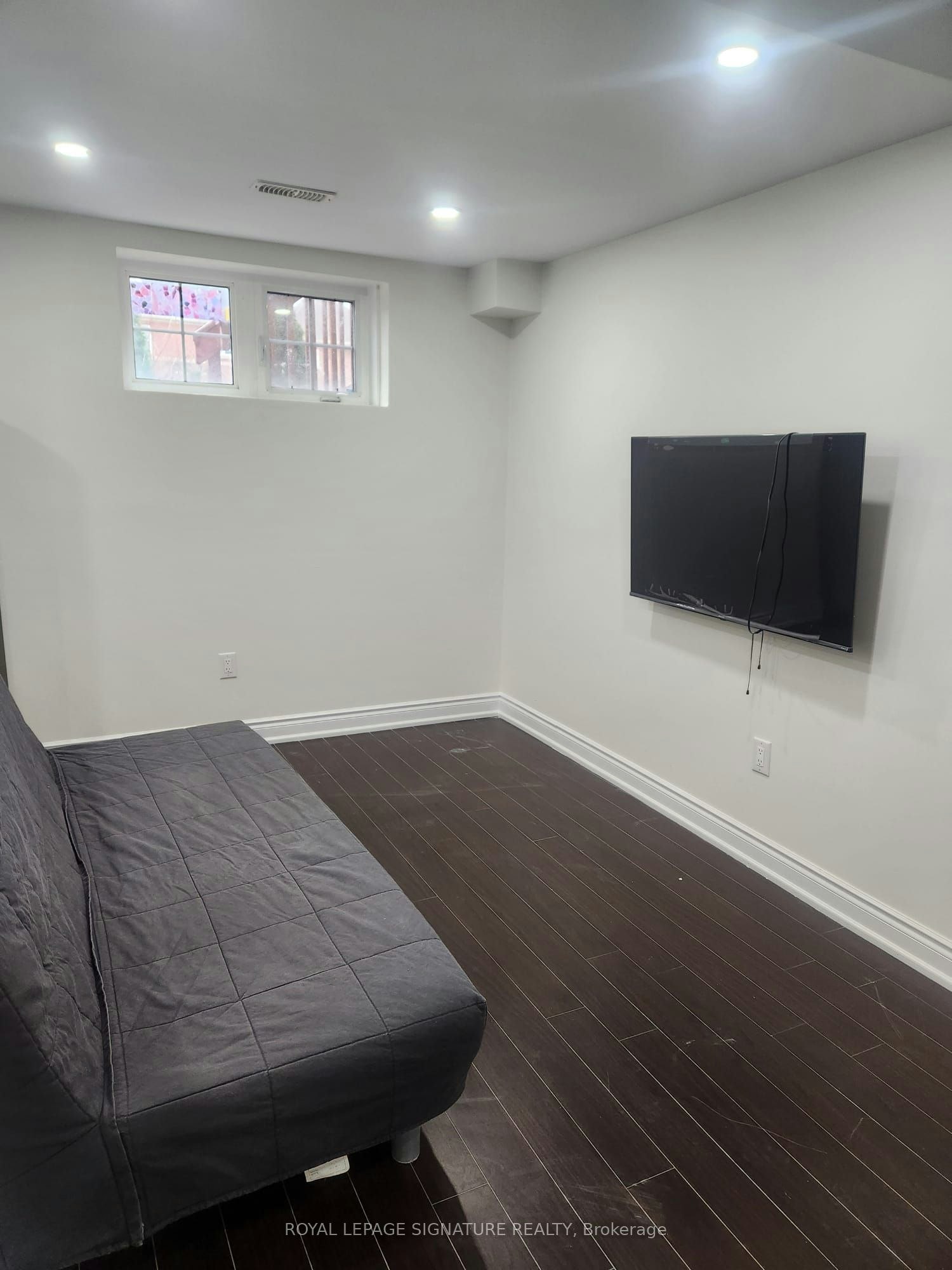 Basement-404 Nairn Circle, Milton, ON, L9T 8A5 - 4