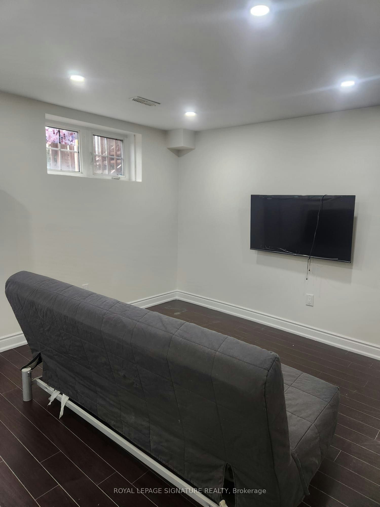Basement-404 Nairn Circle, Milton, ON, L9T 8A5 - 3