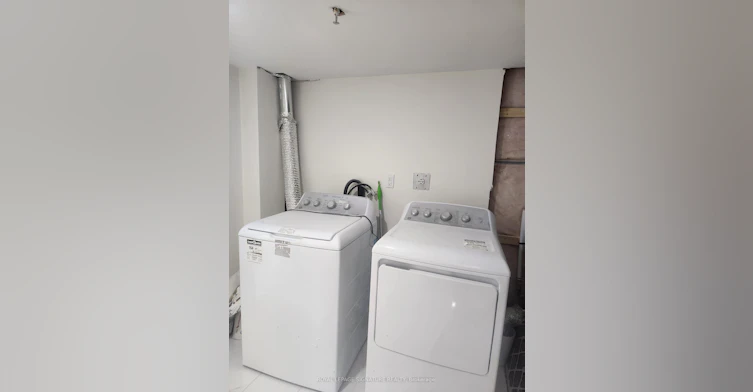 Basement-404 Nairn Circle, Milton, ON, L9T 8A5 - 9