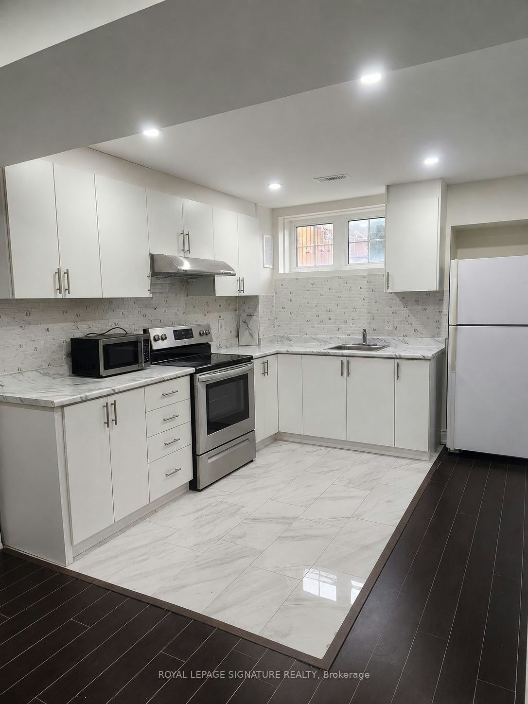 Basement-404 Nairn Circle, Milton, ON, L9T 8A5