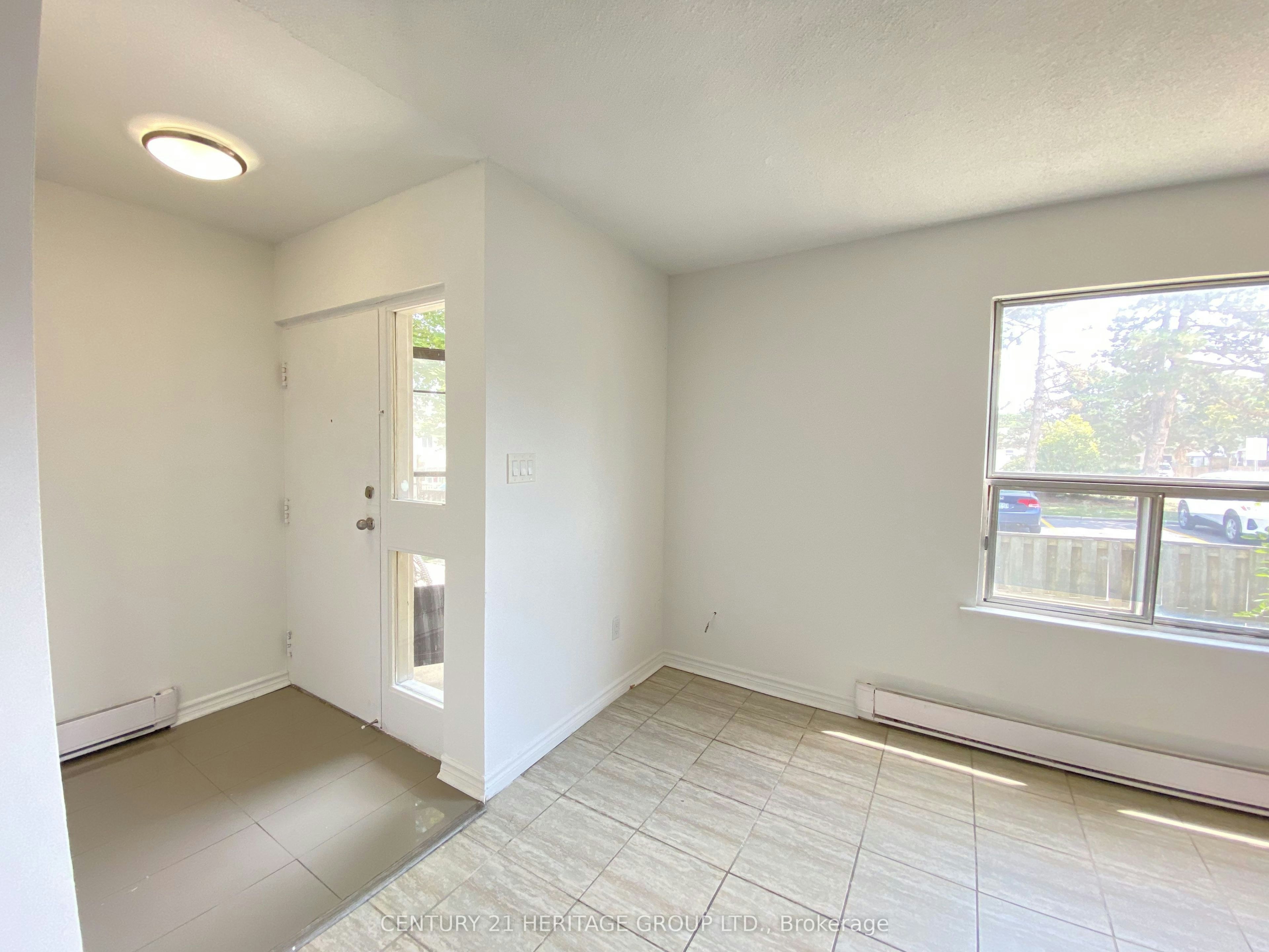 5-7555 Goreway Drive, Mississauga, ON, L4T 3M9 - 2