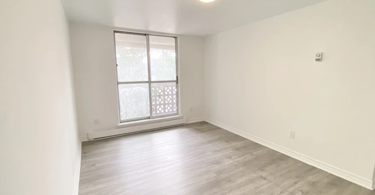 5-7555 Goreway Drive, Mississauga, ON, L4T 3M9 - 9